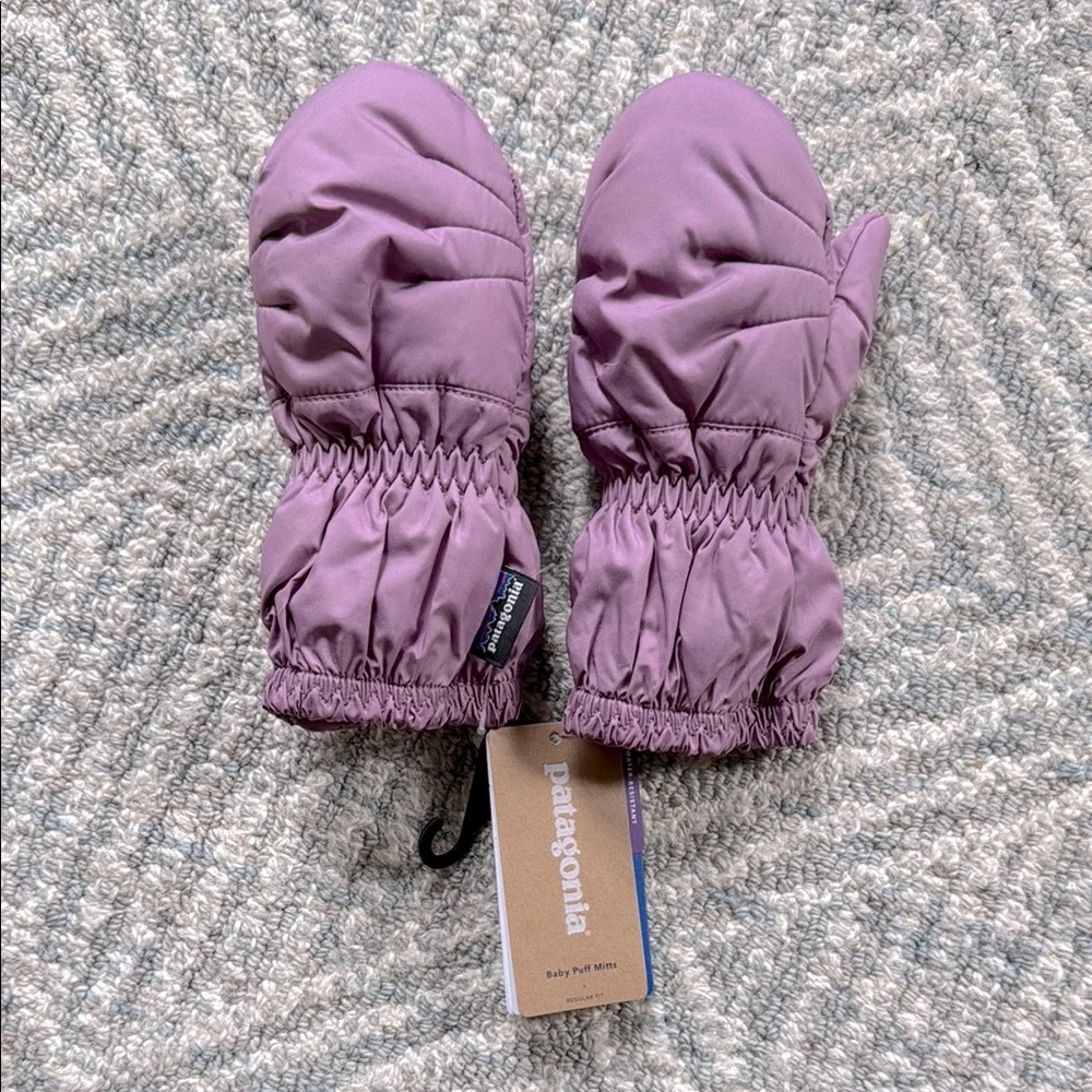 NWT Patagonia Baby Puff Mitts Verbena Purple Size 3-6M